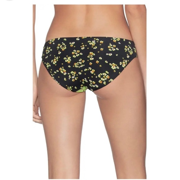 Maaji Shellina Sublime Reversible Bikini Bottom - Picture 5 of 6